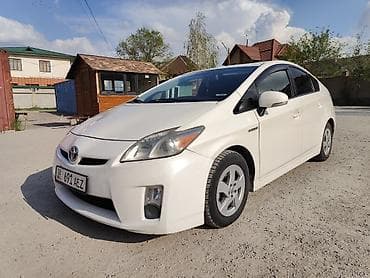 prius plus: Toyota Prius: 2010 г., 1.8 л, Вариатор, Гибрид, Хэтчбэк — 6