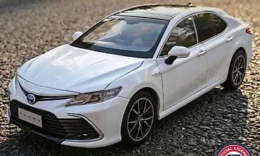 Искусство и коллекционирование: Коллекционная масштабная модель Toyota Camry 2023 (официальная — 2