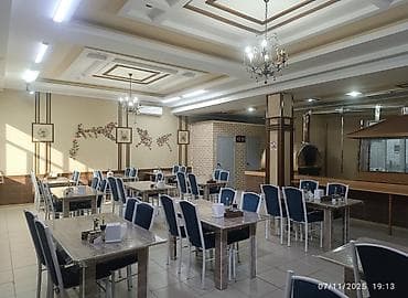 Кафе сдаётся в аренду. Внутреннее оборудование стоит 13 500$. Есть