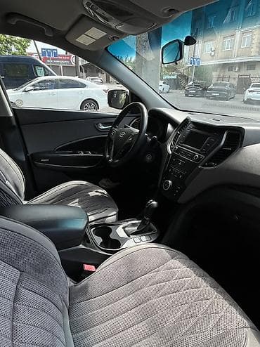 санто фе: Hyundai Santa Fe: 2017 г., 2.4 л, Автомат, Бензин, Минивэн — 4