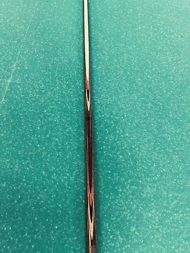 Бильярдные столы: Продаю бильярдный кий для русского бильярда Сделан из Пламенного эбена — 3