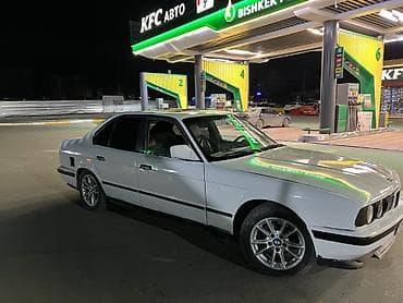 bmw e5: BMW 540: 1990 г., 2 л, Механика, Седан — 1