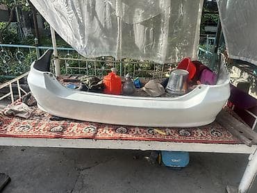 правое крыло фит: Бампер Toyota — 5