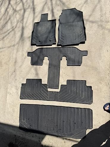 полики subaru ascent: Родные Резиновые Полики Для салона Subaru, цвет - Черный, Б/у, Самовывоз — 2