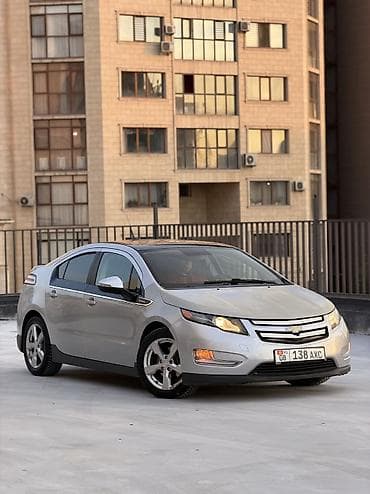 Chevrolet Volt: 2012 г., 1.4 л, Автомат, Электромобиль, Хэтчбэк