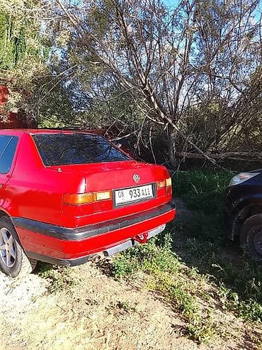 volk: Volkswagen Vento: 1993 г., 1.8 л, Механика, Газ, Седан — 4