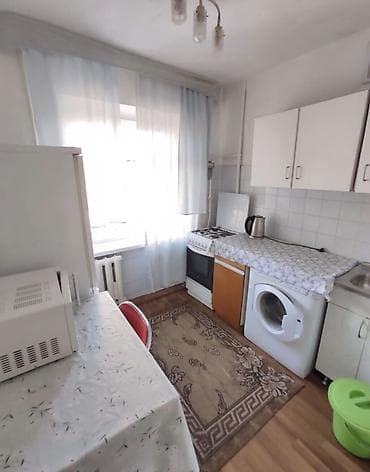 Квартиры: 2 комнаты, 45 м², Индивидуалка, 3 этаж, Старый ремонт — 3