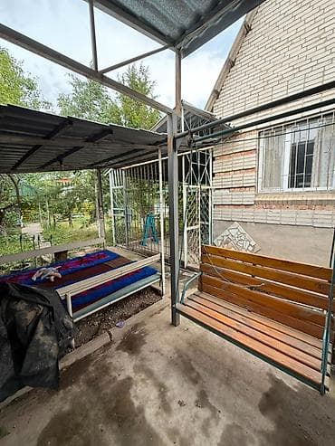 🏡 Продается просторный дом в с. Байтик 📐 Общая площадь — 80 м² 🛏️ 2 — 8
