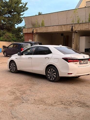 Продажа авто: Toyota Corolla: 2019 г., 1.8 л, Автомат, Гибрид, Седан — 6