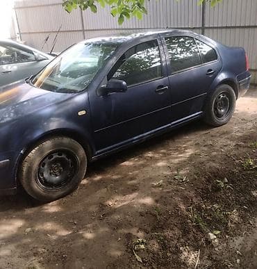 Volkswagen Bora: 1999 г., 1.6 л, Механика, Бензин, Седан — 3