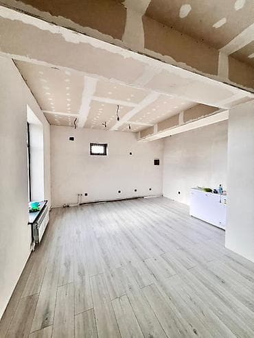 Недвижимость: 🏡 *Продаётся 3-комнатный дом в селе Оскон-Ордо* * Общая площадь дома — 4