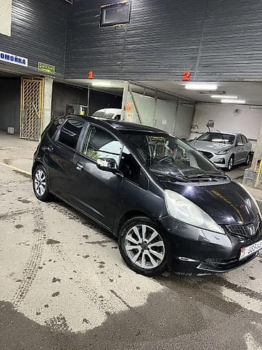 Унаа сатуу: Honda Jazz: 2009 г., 1.3 л, Робот, Бензин, Хетчбек — 1