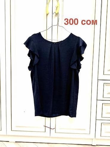 пальто красный: Женская одежда Б/У в отличном состоянии. Размер M-L Самовывоз, платная — 2