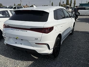 Продажа авто: BYD E2: 2020 г., Автомат, Электромобиль, Хэтчбэк — 4