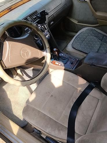 bwb 34: Mercedes-Benz C-Class: 1997 г., 1.8 л, Автомат, Бензин, Седан — 5