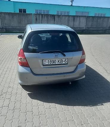 из юпитер 5: Honda Jazz: 2005 г. — 4