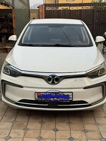 машина электрические: BYD : 2019 г., Автомат, Электромобиль, Седан — 1