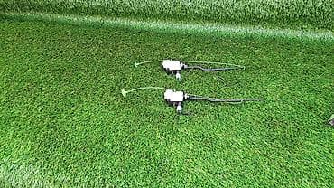 bmw 2007: Привод лючка бензобака бмв е90 Номер 6 985 880 Состояние отличное Год — 2