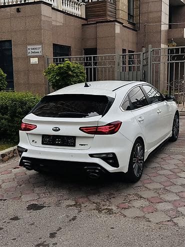 Транспорт: Kia K3: 2018 г., 1.6 л, Робот, Бензин, Хэтчбэк — 8
