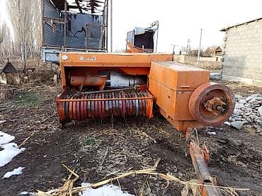 Тюкопресс-подборщик (прицепной пресс-подборщик для трактора)