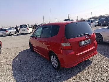Honda Fit: 2002 г., 1.3 л, Автомат, Бензин, Хэтчбэк