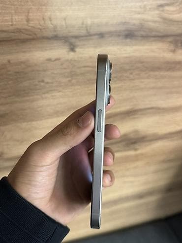 айфон г: IPhone 15 Pro, Б/у, 256 ГБ, Natural Titanium, Защитное стекло, Чехол, 100 % — 2