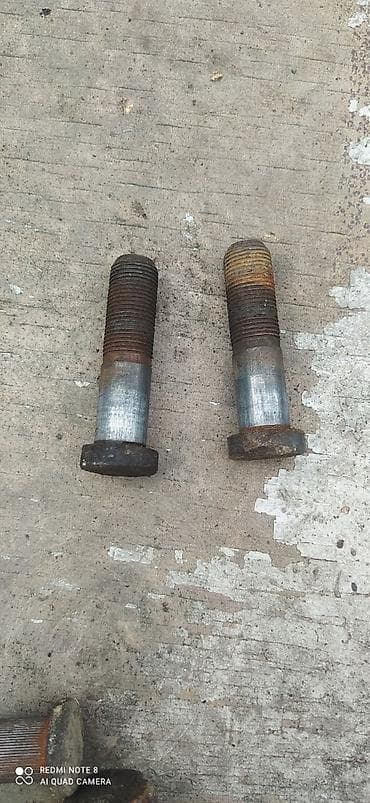 man: Mercedes atego man 8.163 шпильки колёс оригинал на 17,5 — 1