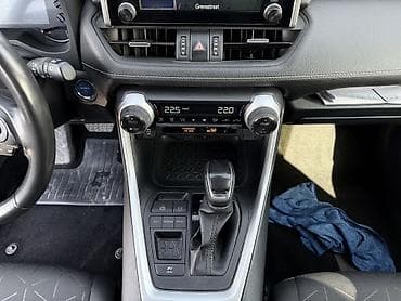 Унаа сатуу: Toyota RAV4: 2021 г., 2.5 л, Вариатор, Гибрид, Кроссовер — 9