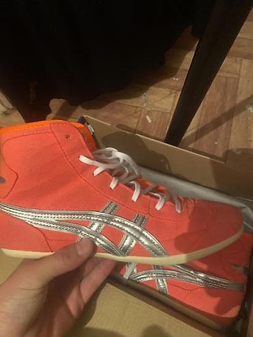 air monarch: Кроссовки Onitsuka Tiger (высокие) - Модель: высокие кеды/кроссовки с — 2