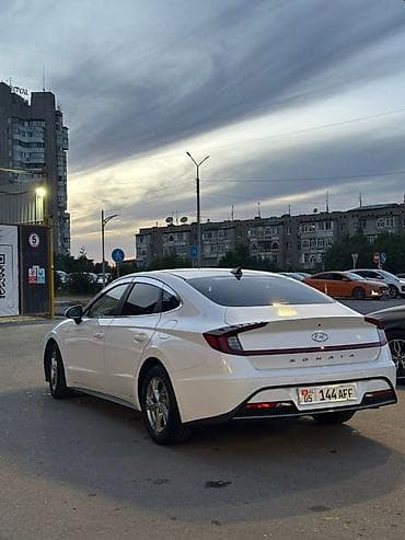 elantra 2019: Hyundai Sonata: 2019 г., 2 л, Автомат, Бензин, Седан — 7