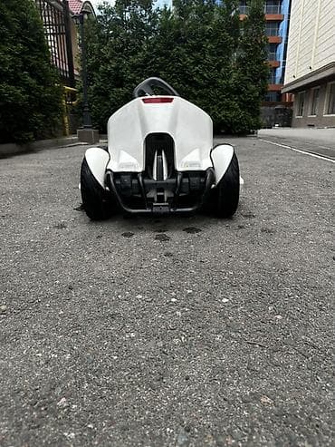 дрифтер: Электрический карт Ninebot Gokart (комплект с задним приводом на базе — 3