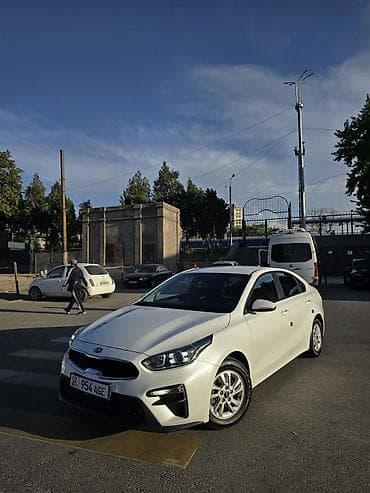 Kia K3: 2020 г., 1.6 л, Вариатор, Бензин, Седан