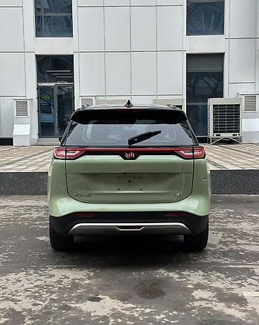 geely e5: Weltmeister W6, 2021 г., 74000 км, Передний, В наличии — 3