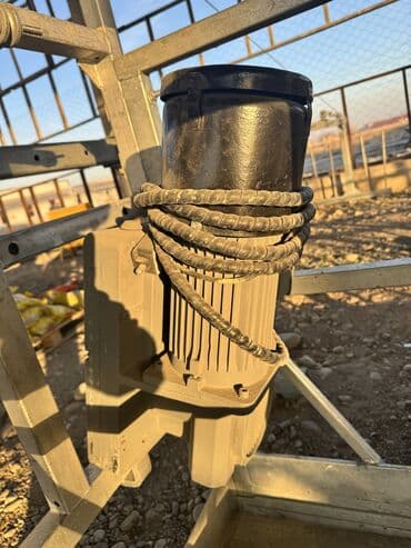 требуются водители с личным грузовым авто: Монтажник. С опытом — 2