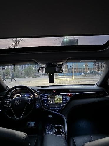 windom 2001: Toyota Camry: 2018 г., 2.5 л, Вариатор, Гибрид, Седан — 5