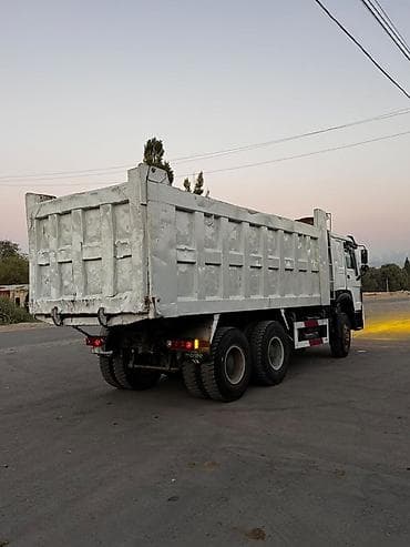 грузовик howo: Самосвал HOWO (CNHTC), 6x4 - Полная масса и грузоподъёмность: тяжелый — 7