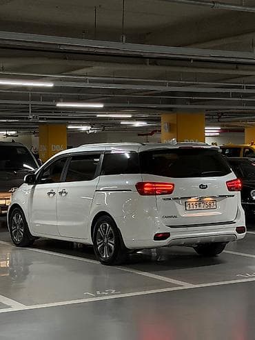 vw sharan: Kia Carnival: 2019 г., 2.2 л, Автомат, Дизель, Минивэн — 5