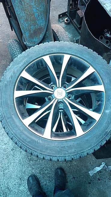 зимний шины 17: Колеса в сборе 215 / 55 / R 17, Зима, Б/у, Комплект, Легковые, Литые, отверстий - 5 — 4
