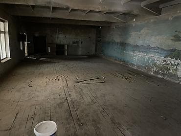 подъемник в аренду: СТО, 200 м², Без оборудования — 3