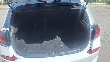 ki 5: Hyundai i30: 2018 г., 1.6 л, Автомат, Дизель, Хэтчбэк — 3