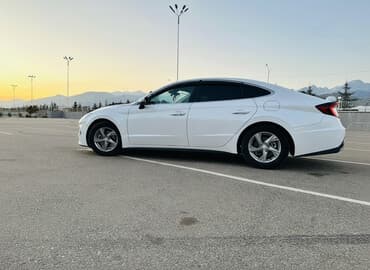 сдаётся авто с последующим выкупом: Hyundai Sonata: 2019 г., 2 л, Робот, Газ, Минивэн — 1
