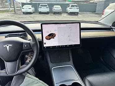 wuling mini ev: Tesla Model 3: 2021 г., Автомат, Электромобиль, Седан — 4