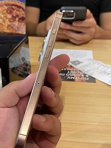 Техника и электроника: IPhone 16 Pro Max, 256 Гб акб 90 439 циклов заряда Менялся только — 9