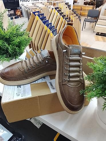 эркектер бут кийими: Мужские повседневные кроссовки/туфли. Продаем из-за размера ( не — 1