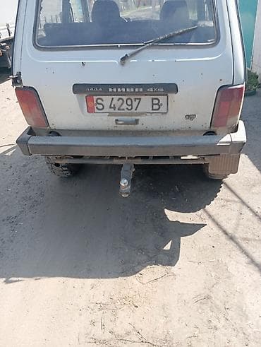 кузов нива: ВАЗ (ЛАДА) 2121 (4x4): 1999 г., 1.7 л, Ручные, Бензин, Внедорожник — 2