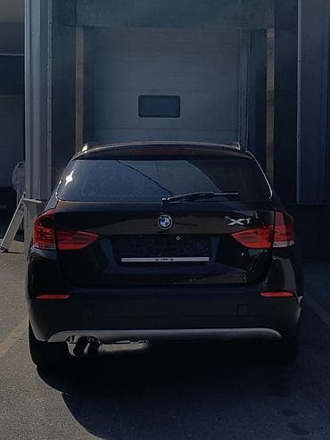 byd e7: BMW X1: 2012 г., 2 л, Автомат, Бензин, Кроссовер — 4