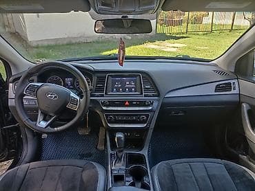 kia carnival: Hyundai Sonata: 2019 г., 2.4 л, Автомат, Бензин, Седан — 3