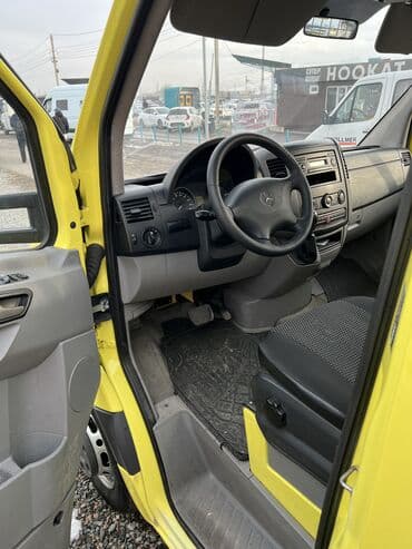 сапог спринтер: Mercedes-Benz, 2008 г. — 7