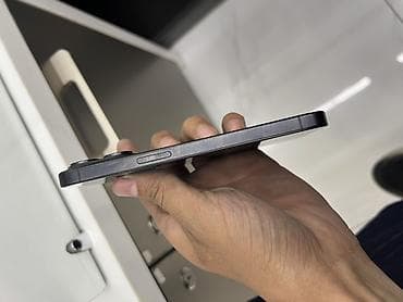купить iphone 16: IPhone 14 Pro, Черный, Кабель — 4