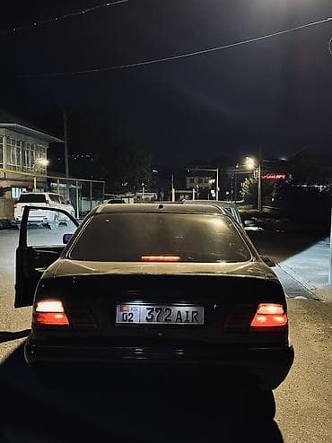 start line champion: Mercedes-Benz E-Class: 1999 г., 4.3 л, Автомат, Газ, Седан — 3